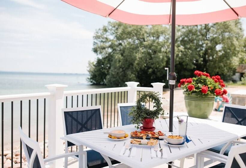 Hotel Breakers Resort Lakeside