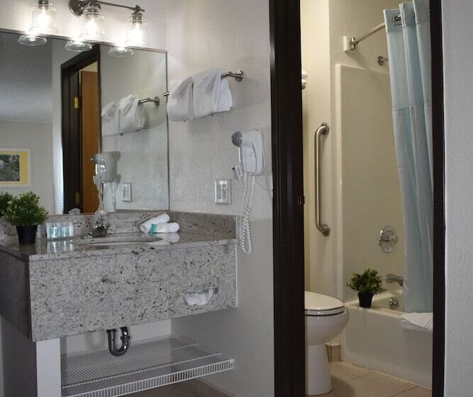 Hotel Breakers Resort Lakeside