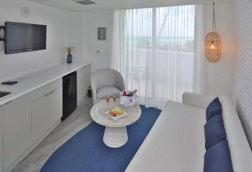 Отель Trump International Beach Resort   Sunny Isles Beach