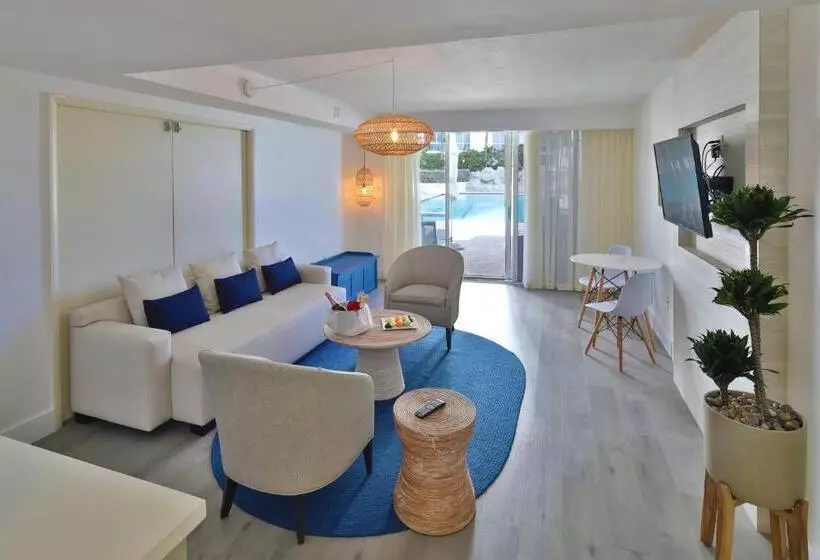 Отель Trump International Beach Resort   Sunny Isles Beach