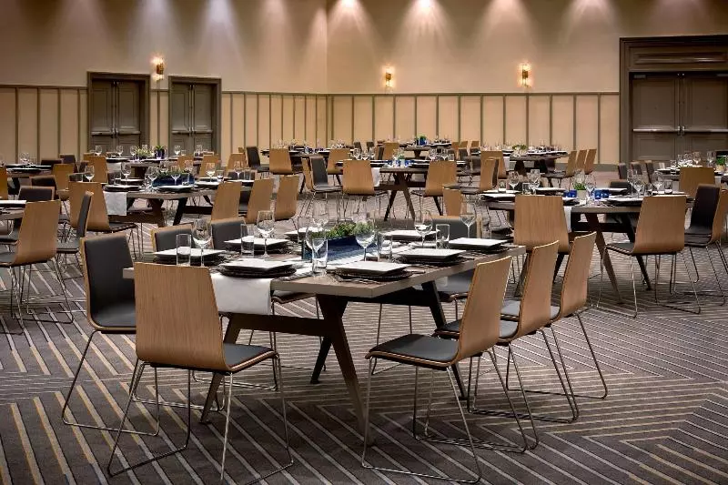 هتل Westdrift Manhattan Beach Autograph Collection