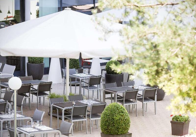 Novotel Suites Geneve Aeroport