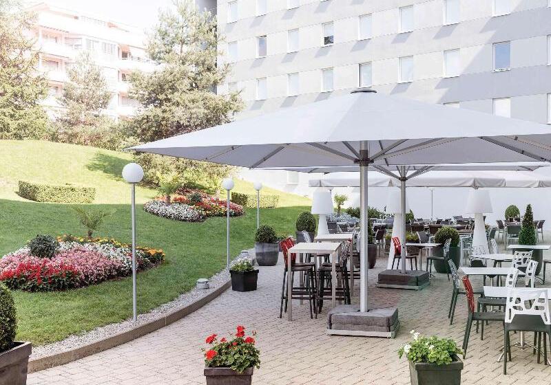 Novotel Suites Geneve Aeroport