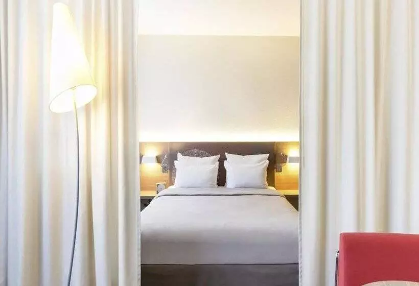 Novotel Suites Geneve Aeroport