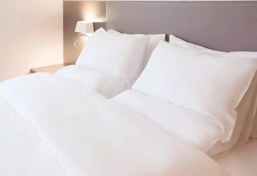 Novotel Suites Geneve Aeroport