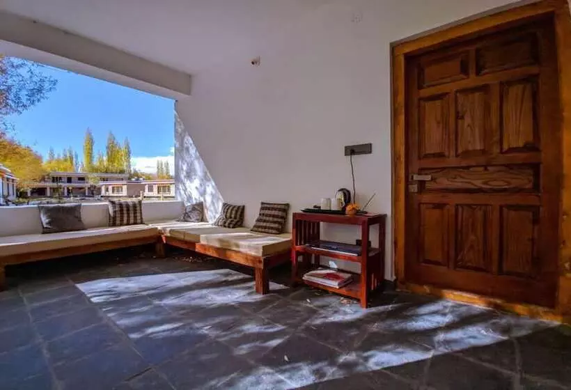 Hotelli Le Mentok Wellness Resort