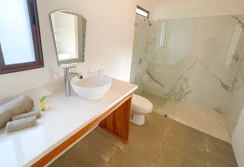 هتل Tao Destinations