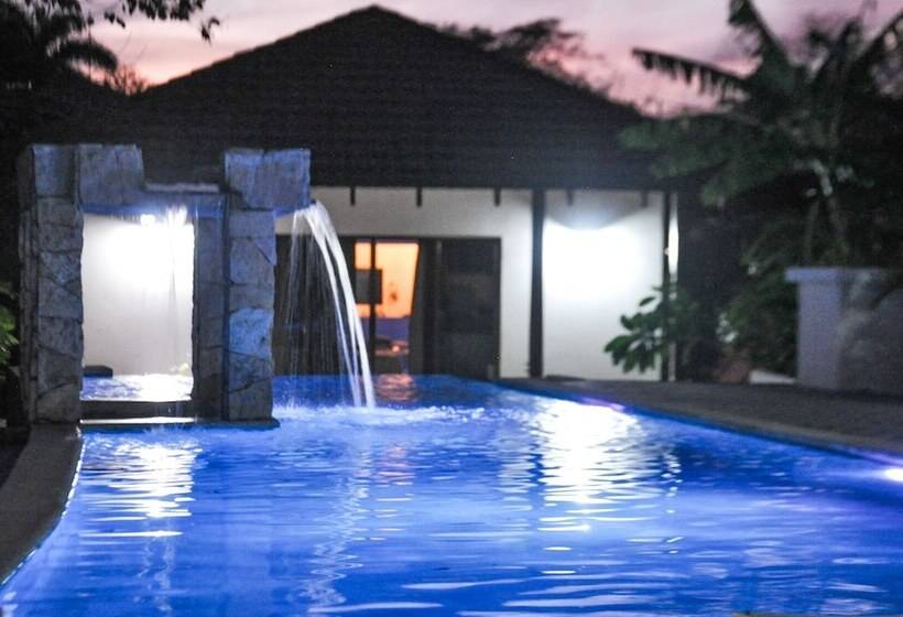 هتل Tao Destinations