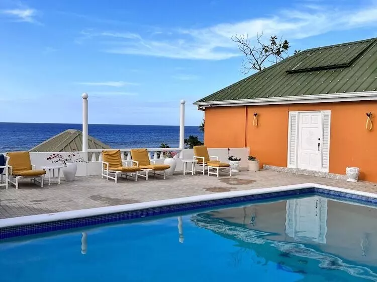 ホテル The Villa At Pineapple Cove Resort