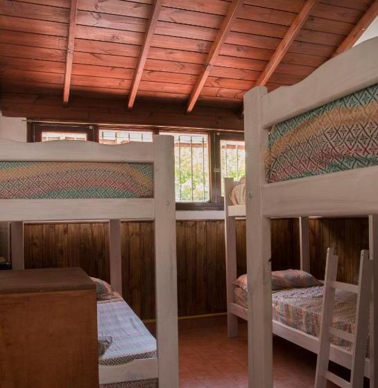 پانسیون Hostel Brown