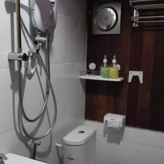 پانسیون Silver Shine Guesthouse