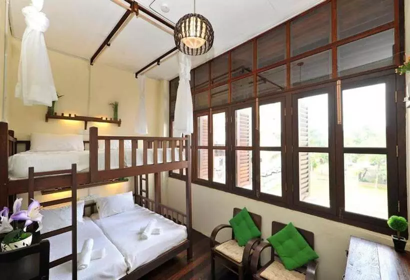 پانسیون Silver Shine Guesthouse