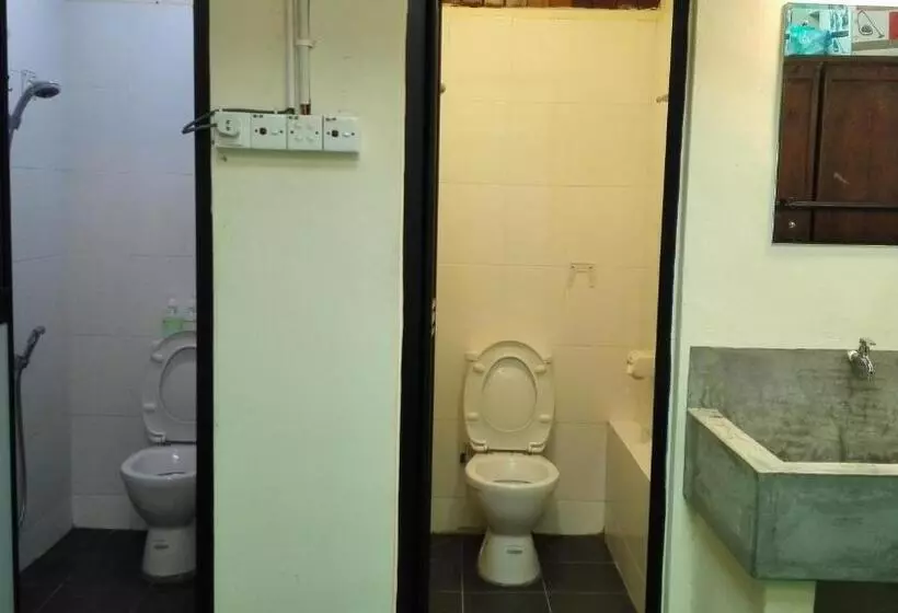 پانسیون Silver Shine Guesthouse
