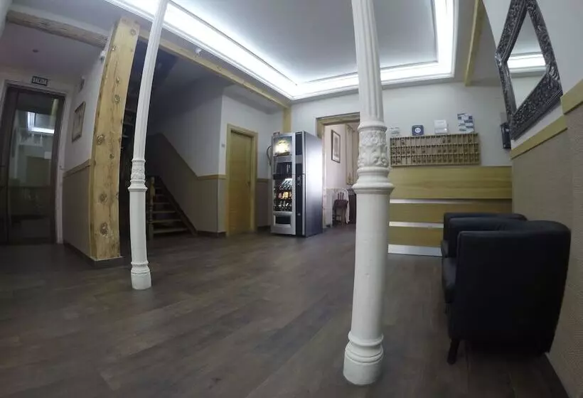 Hostal El Pilar
