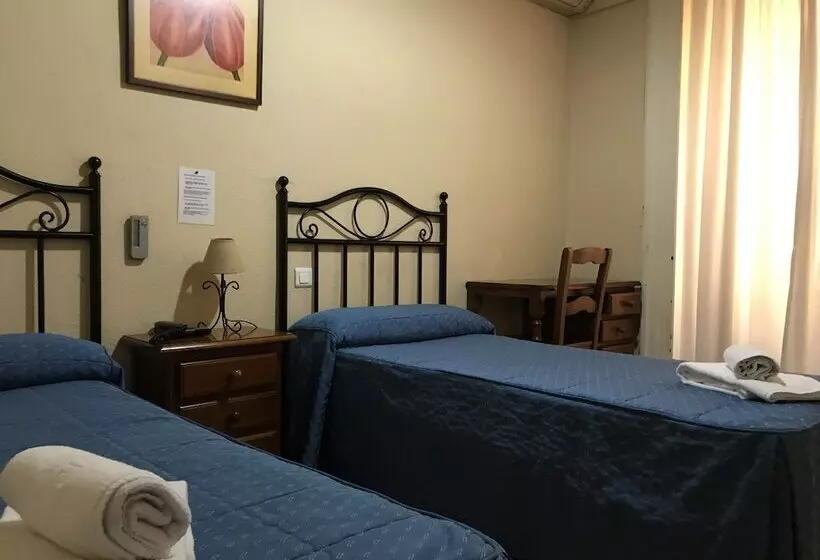 Hostal El Pilar