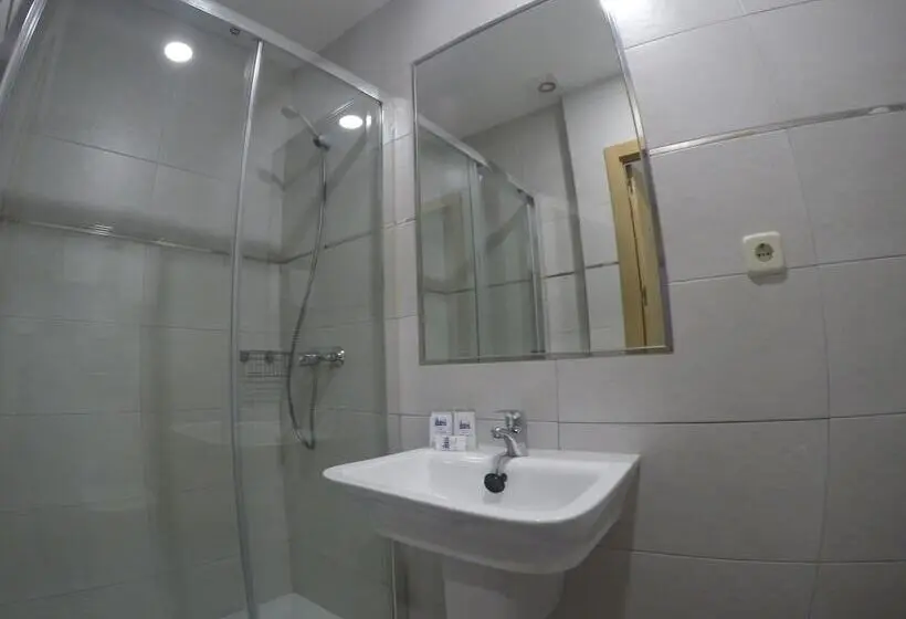 Hostal El Pilar
