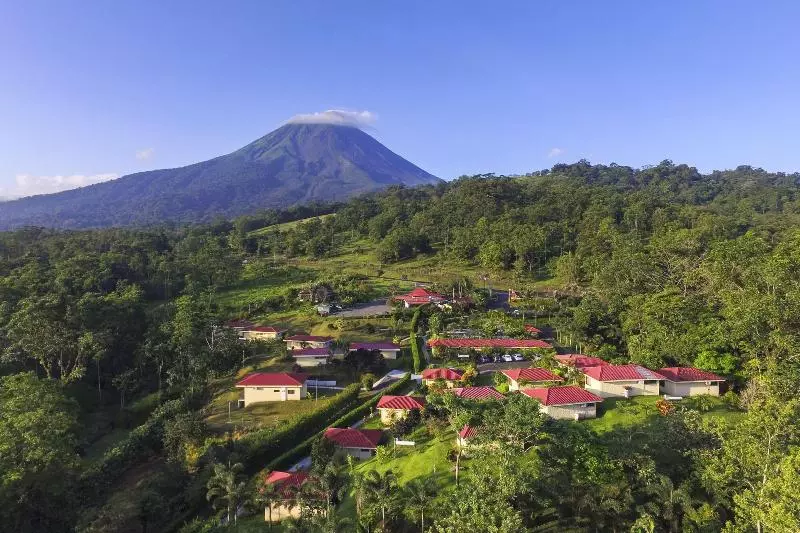 ホテル Arenal Volcano Inn