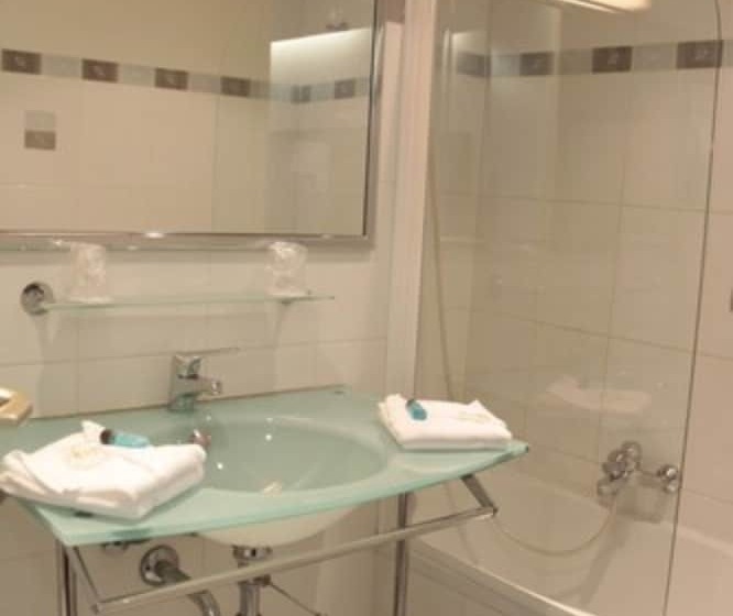 فندق Ath Hôtel Athénée