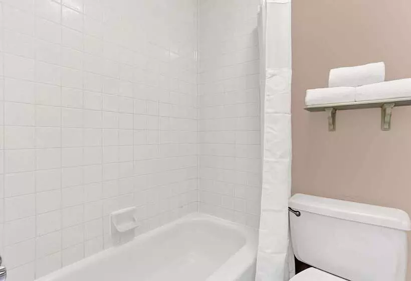 호텔 Days Inn By Wyndham Tucson City Center