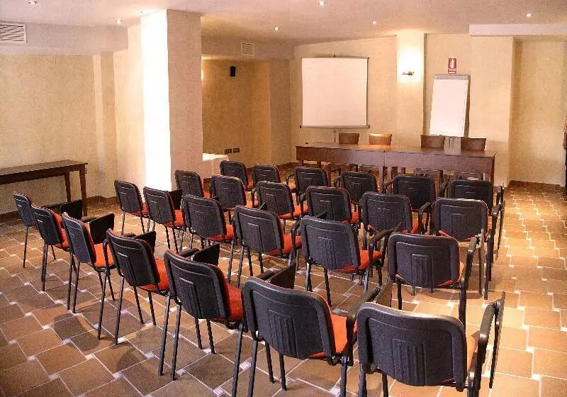 Отель Dona Manuela