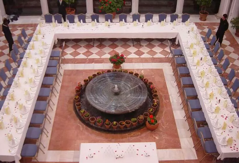 호텔 Escuela Convento Sto Domingo