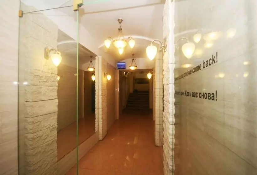 ホテル Herzen House