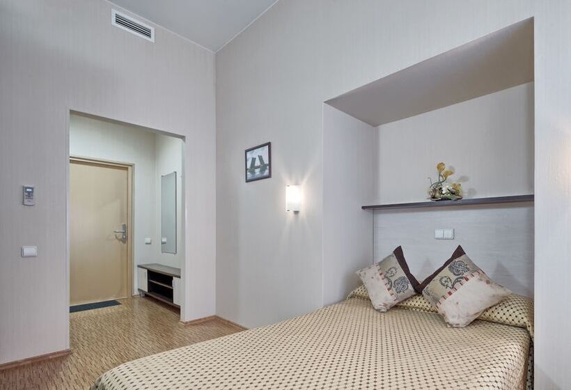 בית מלון כפרי Herzen House