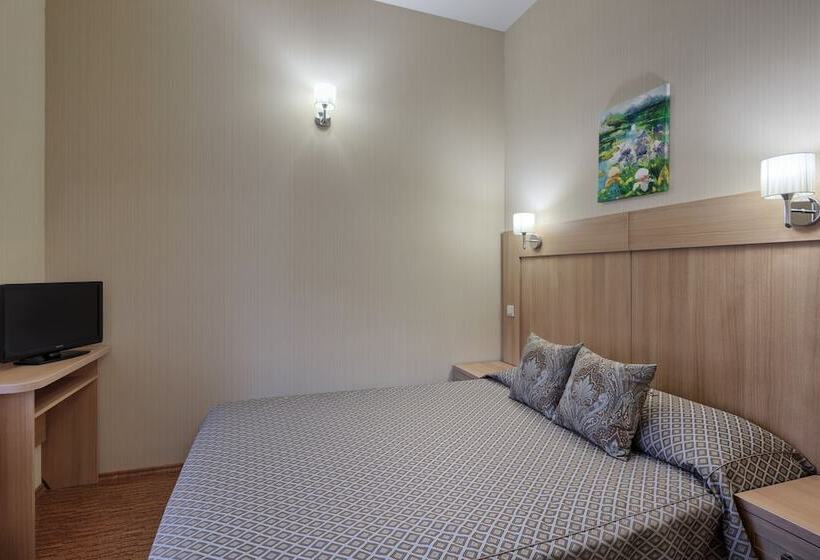 בית מלון כפרי Herzen House