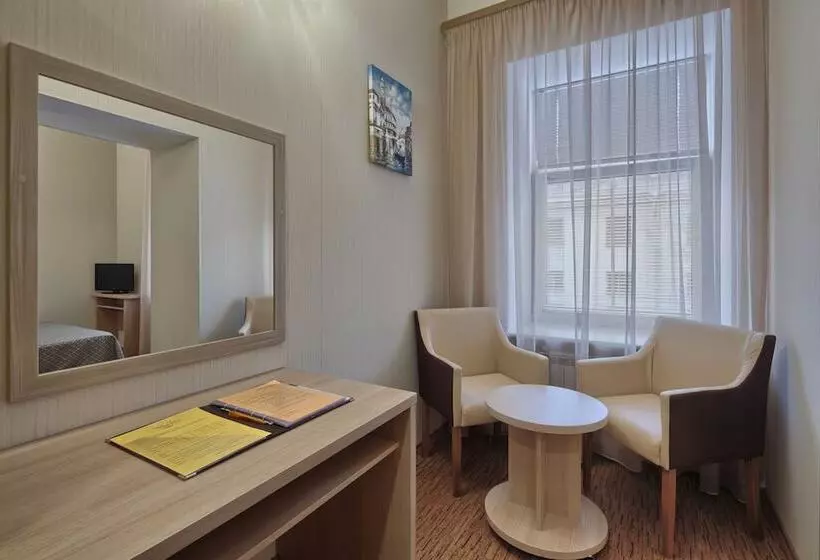 ホテル Herzen House