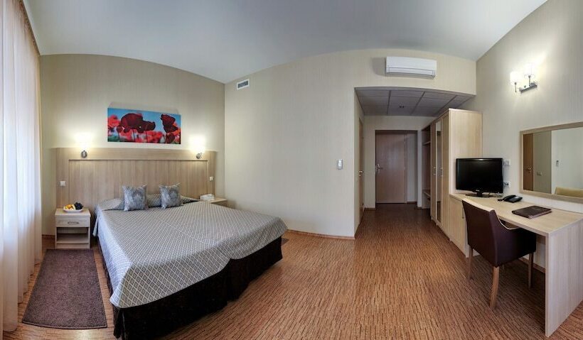 בית מלון כפרי Herzen House