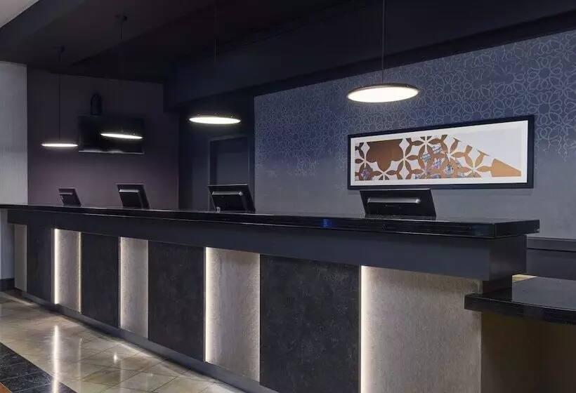 Отель Leonardo Nottingham