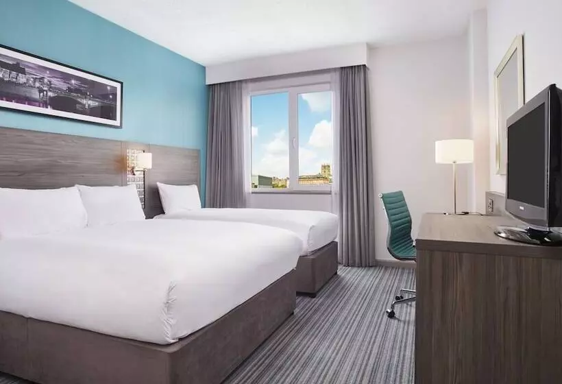 Отель Leonardo Nottingham