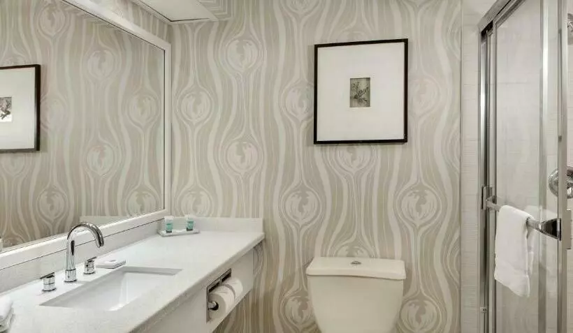 Luxor Hotel And Casino