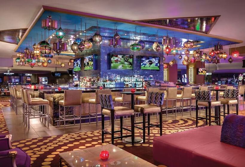 Luxor Hotel And Casino