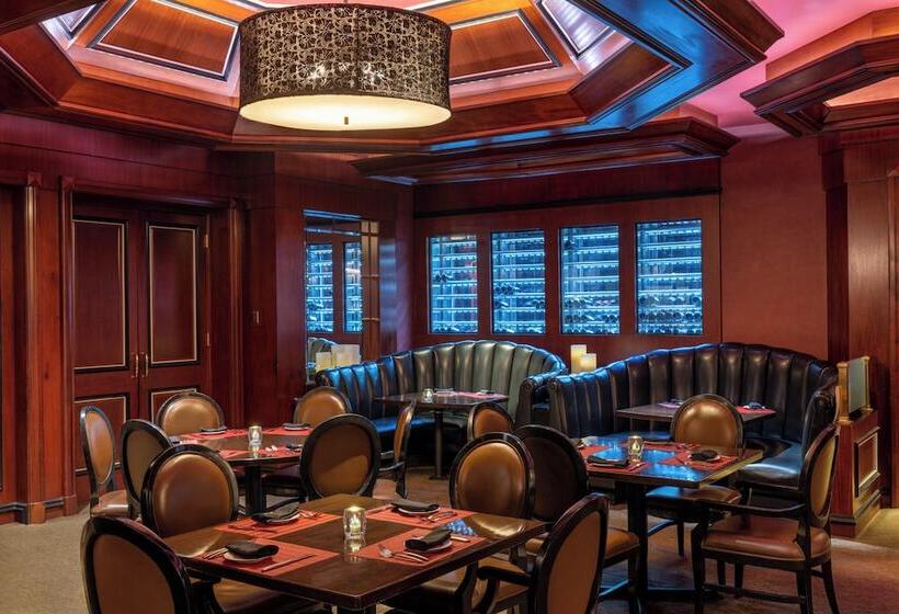 Luxor Hotel And Casino