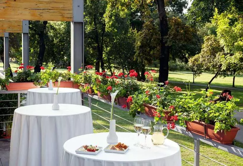 فندق NH Timisoara