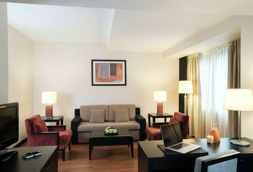 فندق NH Timisoara