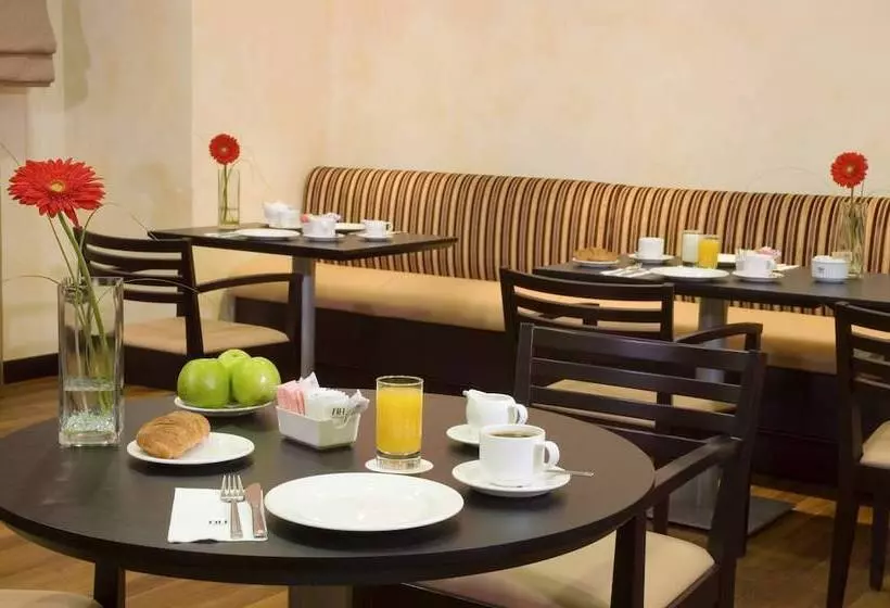 فندق NH Timisoara