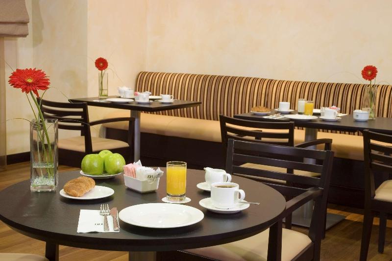 ホテル NH Timisoara