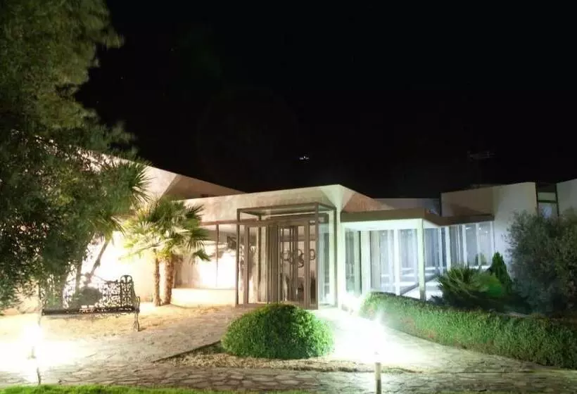 בית מלון כפרי Spa Villa Nazules