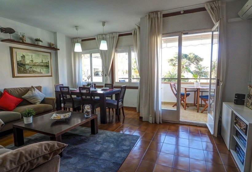 Clarimar Apartment By Hello Homes Sitges