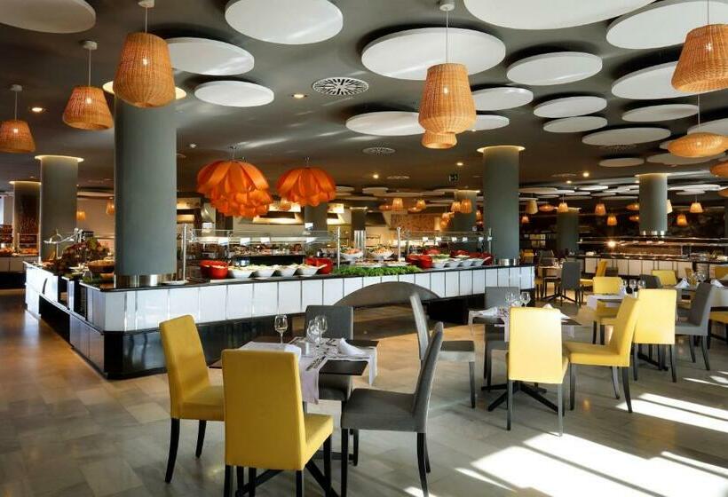 リゾートホテル Grand Palladium Select Palace Ibiza