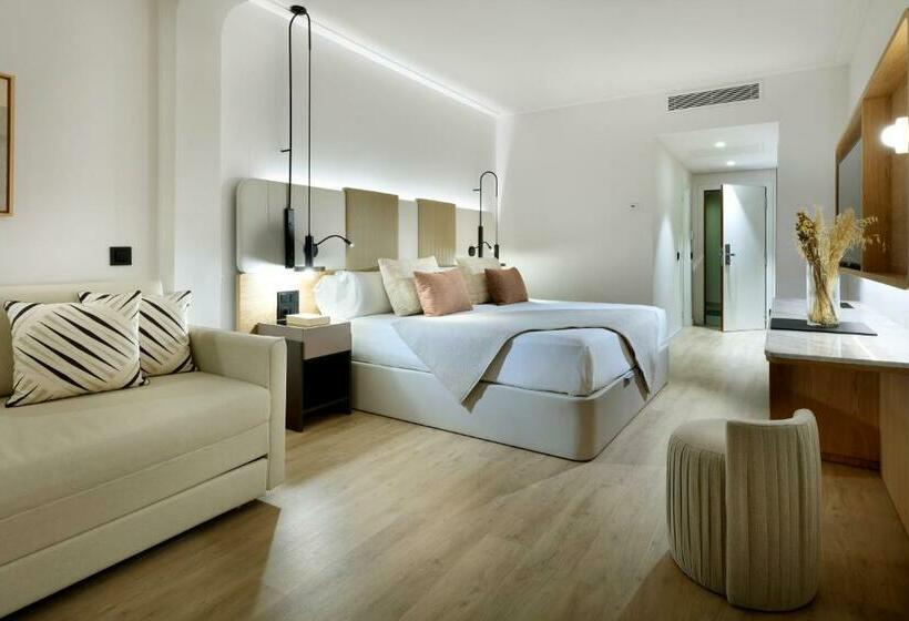 リゾートホテル Grand Palladium Select Palace Ibiza