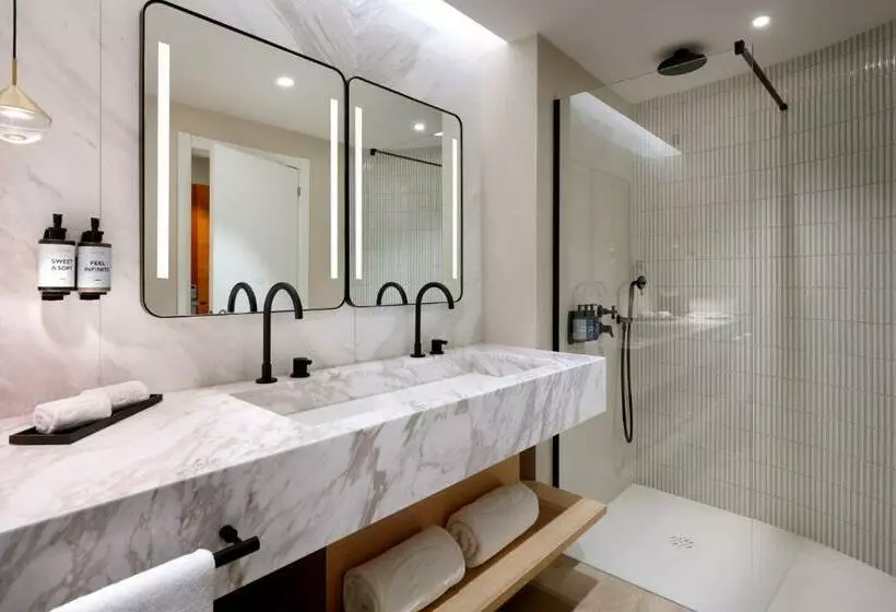 منتجع Grand Palladium Select Palace Ibiza