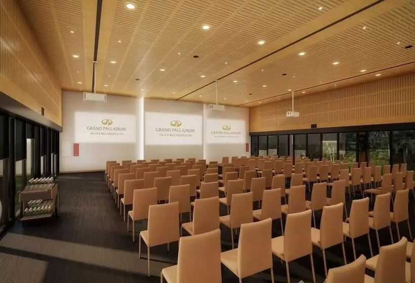 منتجع Grand Palladium Select Palace Ibiza