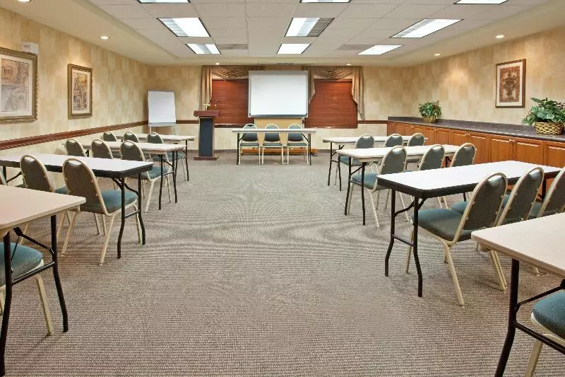 Holiday Inn Express Hotel & Suites Tucson Mall, An Ihg