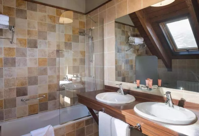 فندق Snö Aragon Hills