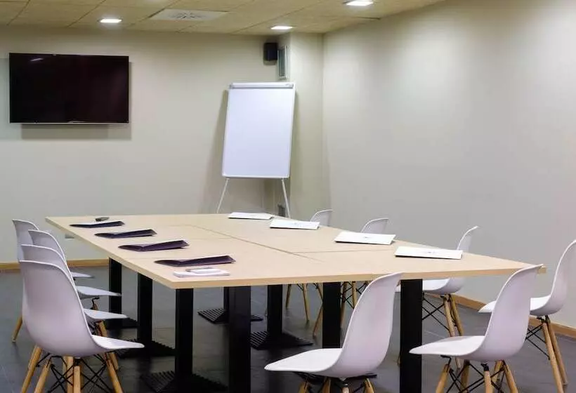 فندق Snö Aragon Hills