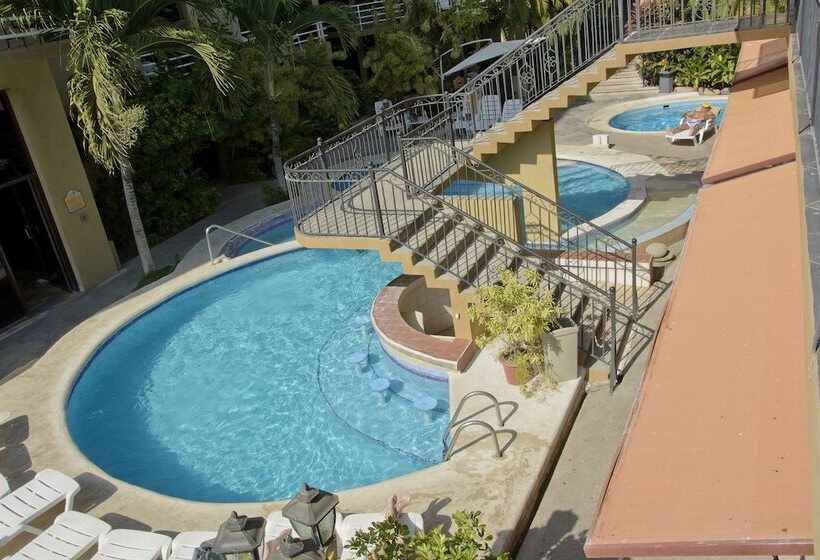 בית מלון כפרי Balcon Del Mar Beach Front