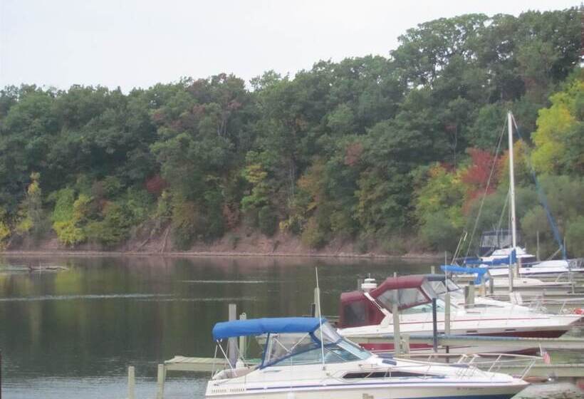 בית מלון כפרי Best Western Brockport Inn & Suites